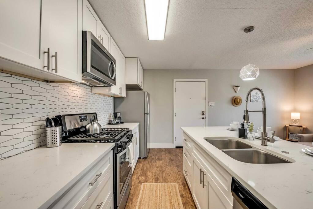 Heart Of Dallas Flat Close To Baylor Hospital エクステリア 写真